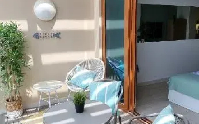 Palm Jumeirah Upgraded & Cozy Boutique Apartment
