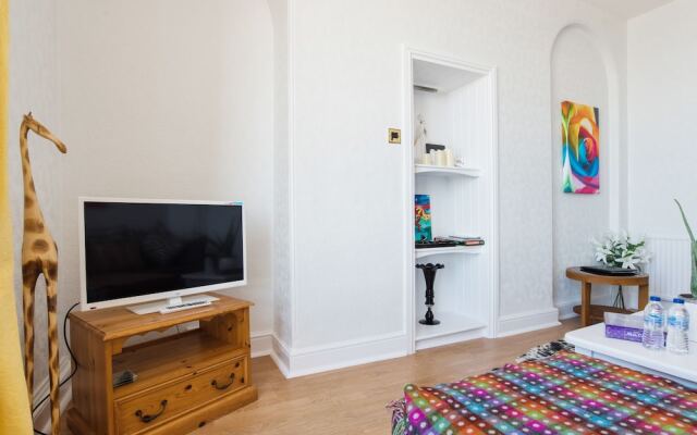 Ar Lan y Mor Seaside Apartment