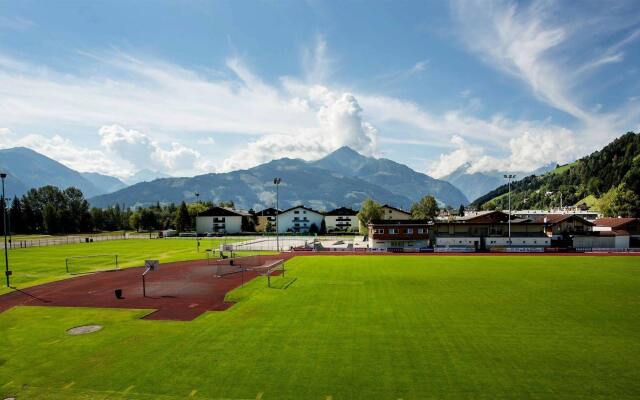 JUNGES HOTEL ZELL AM SEE - Hostel