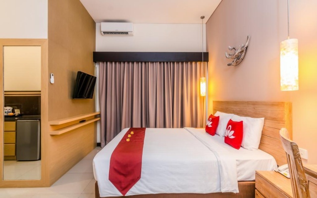 ZEN Premium Seminyak Eka Laweya – Guest Rooms – Kuta