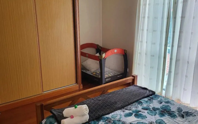 Charming 2-bed House in Ponta Delgada