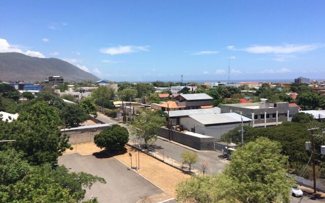 New Kingston Guest Apartment V