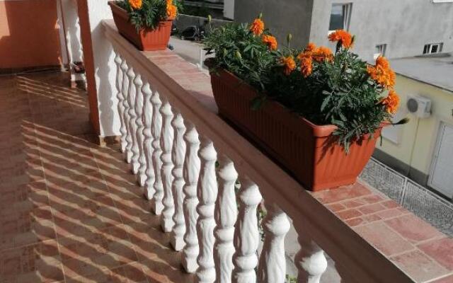 Privatna kuca Lela i Maja