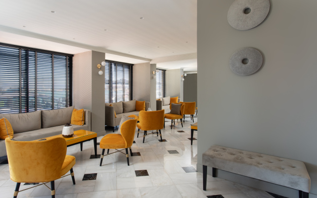 Pantheon City Hotel