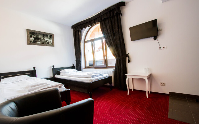 Complex Turistic Max International