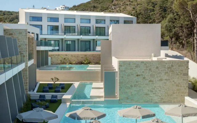 Phos Hotel Adults Only