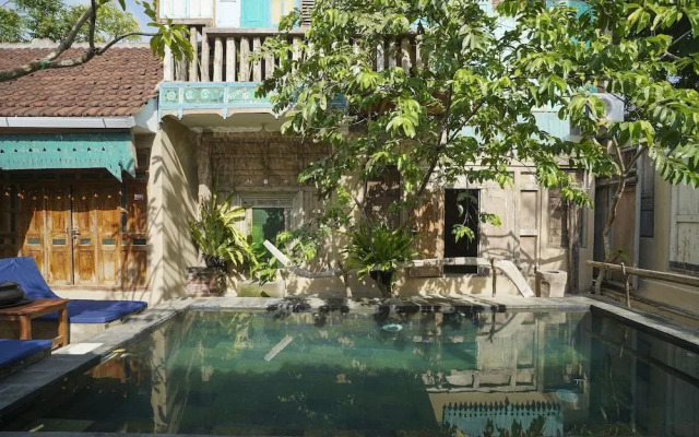 Oyo 2523 Kayu Beach Villa