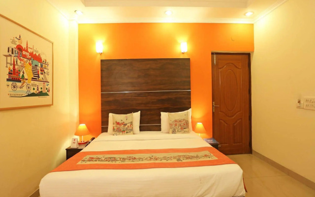 OYO Flagship 477 HUDA City Centre