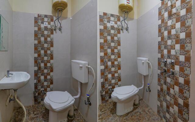 Fabhotel Shree Galaxy