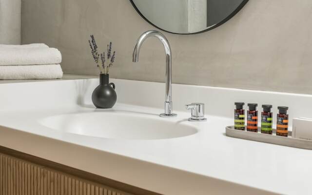 Enigma Apartments and Suites