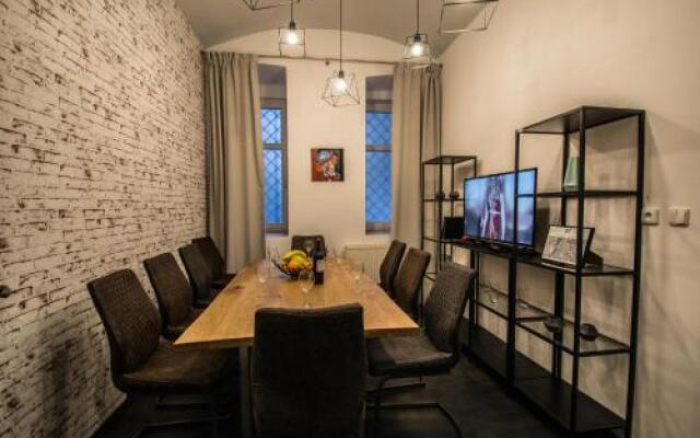 Brooklyn Sauna Apt by Ruterra