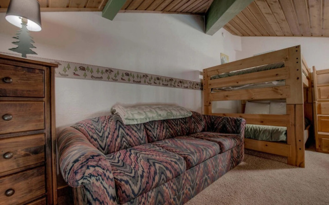 4 Oclock Ski in Ski out