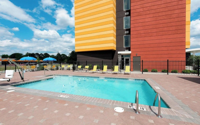 Fairfield Inn & Suites