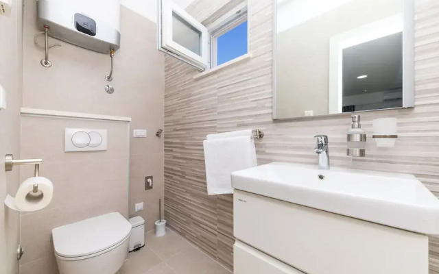 Scenic Elegant Trogir Villa With Pool