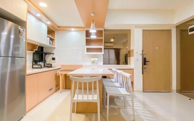 Spacious and Comfy Designed 2BR at Meikarta Apartment