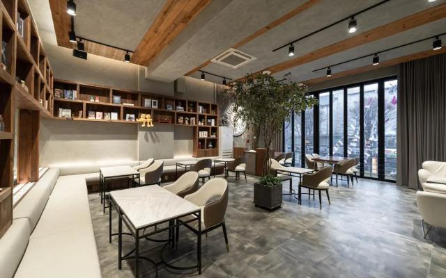 Benikea Jazz Around Hotel