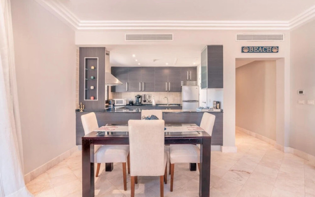 Beautiful and pet Friendly Apartment at Fishing Lodge A13