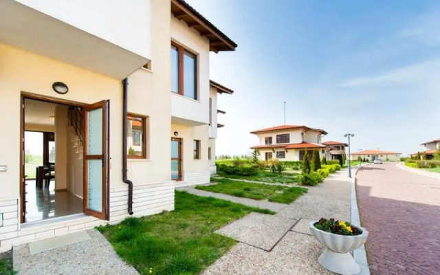 Lighthouse Apartments and Villas