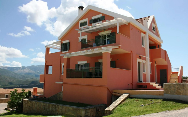 Lagoon View Apartments - Adults Only