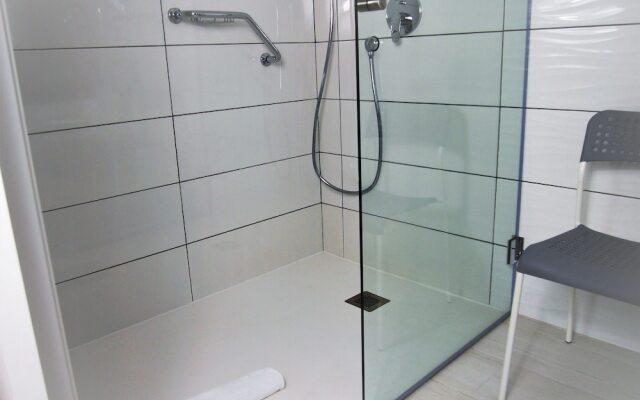 A de Lolo - Four Rooms