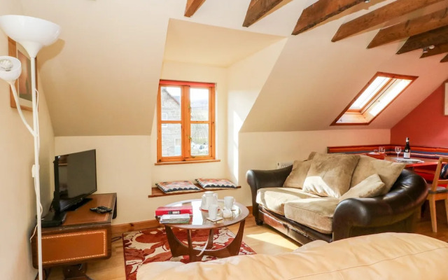 Larch Cottage