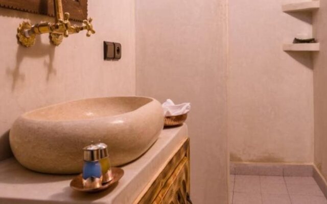 Riad Soleil bleu Bed & Breakfast