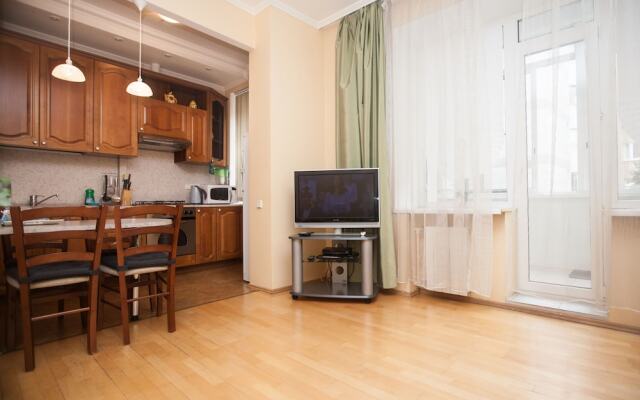 Кварт Апартаменты на Маяковской