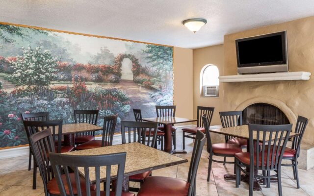 Quality Inn & Suites Altamonte Springs Orlando-North