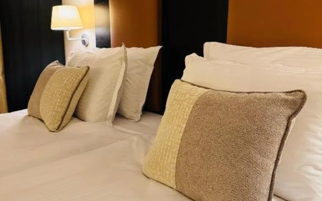 . Hotel RIVO by Branco