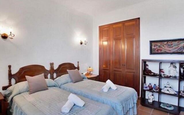 Beautiful holiday home in Los Realejos with garden