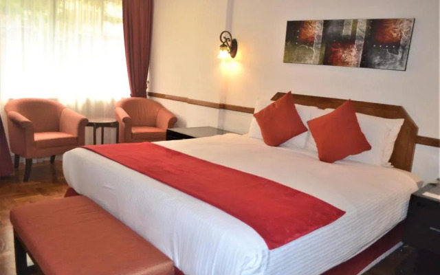 Shah's Village Hotel