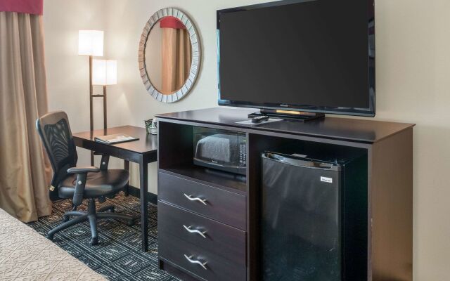 Quality Inn & Suites Mankato East