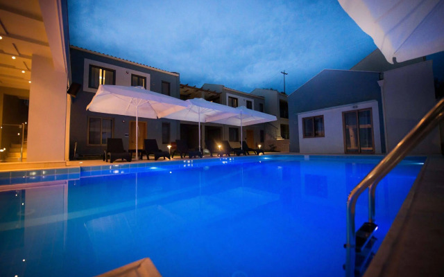 Mantinia Bay Hotel