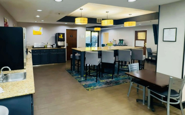 Quality Inn Danville - University Area