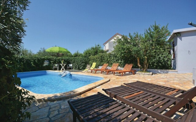 Beautiful Home in Kastel Sucurac With Wifi and 1 Bedrooms