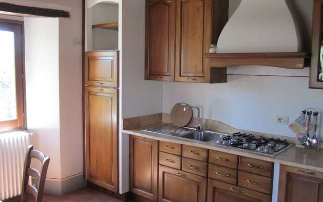 Apartment in Modigliana With Bbq, Garden, Garden Furniture