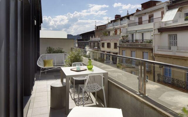 Basque Terrace by FeelFree Rentals