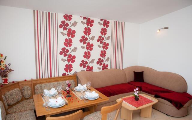 Apartments Tiho & Jelena