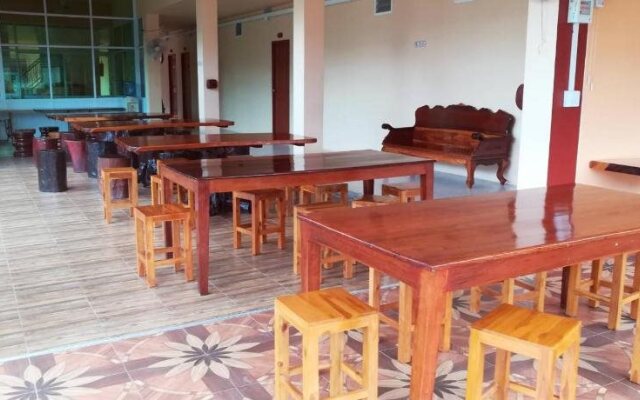 Khong Chaim 2 Hotel