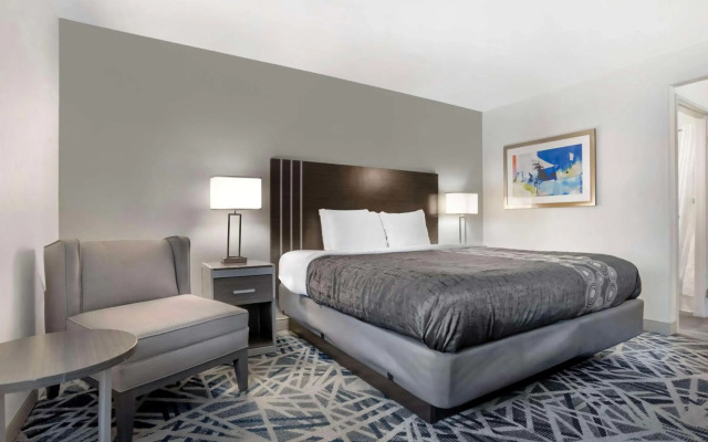 Courtyard by Marriott Chicago Bloomingdale