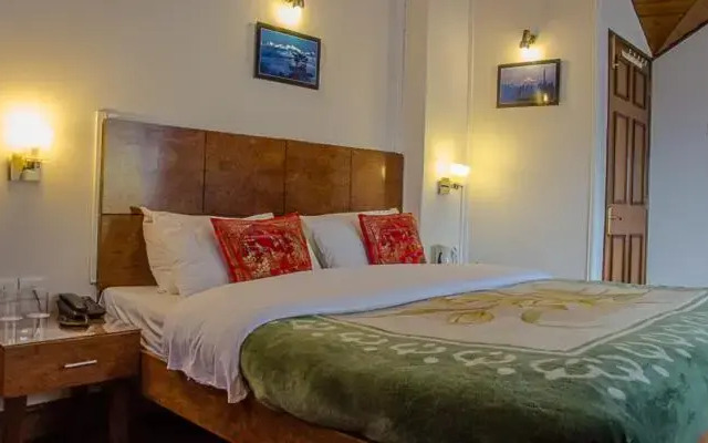 Tripvillas @ Shangrila Regency