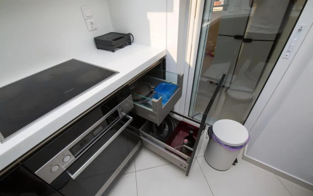 Helen Luxury Loft Design MEISONETTE-APARTMENT