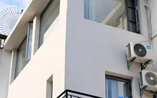 Quanzhou Liji Homestay (West Street Kaiyuan Temple)