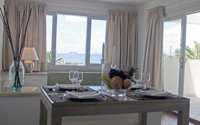 Neptuno Apartments