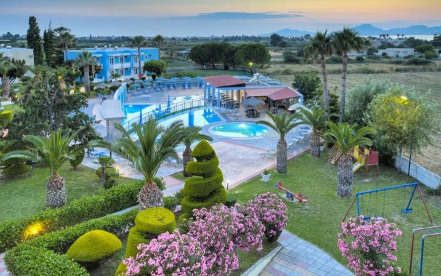 Corali Apartments