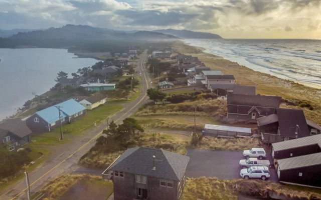 Two Views Vacation Home