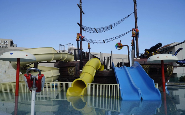 Cactus Beach Hotel