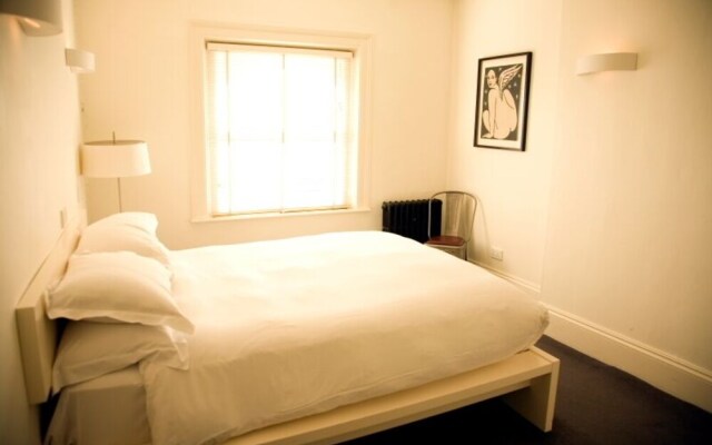 Kellys Hotel