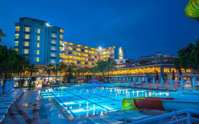 Meridia Beach Hotel