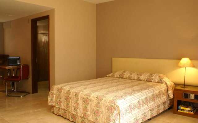 Duque Center Hotel